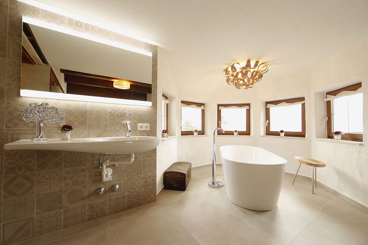 Badezimmer - Design Ferienhaus Berg Chalet Millstätter See